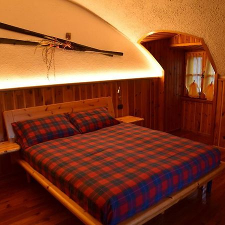 Casa Felice Lägenhet Valdidentro Exteriör bild