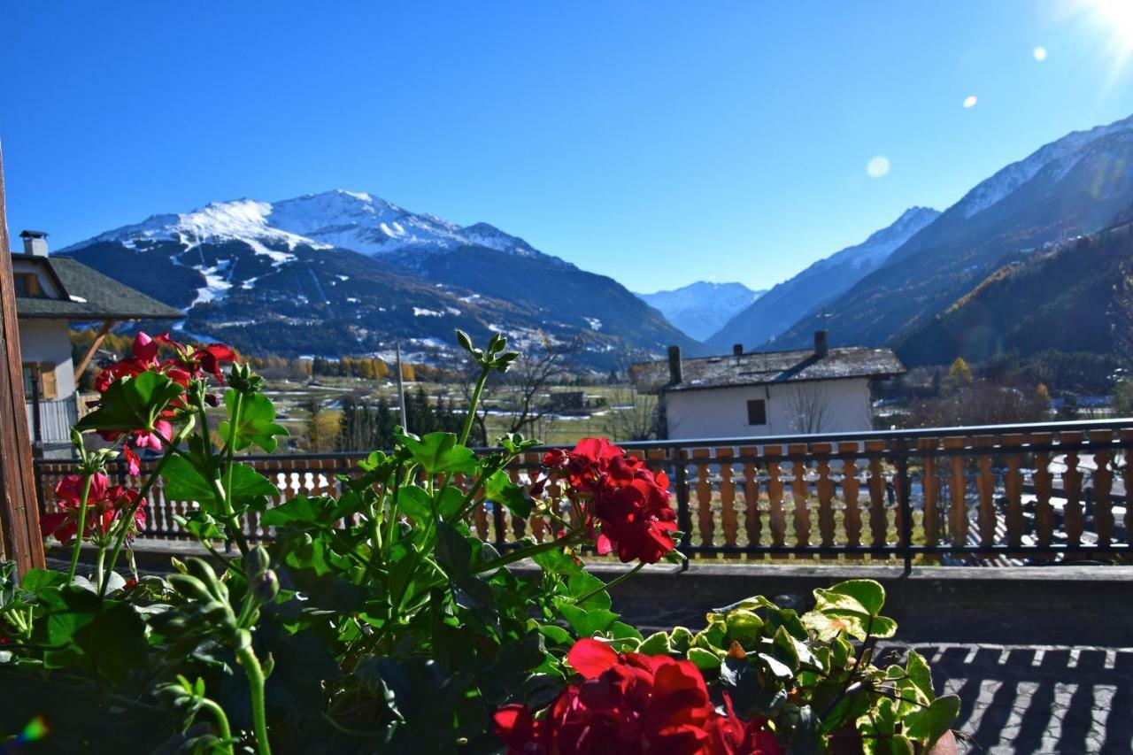 Casa Felice Lägenhet Valdidentro Exteriör bild